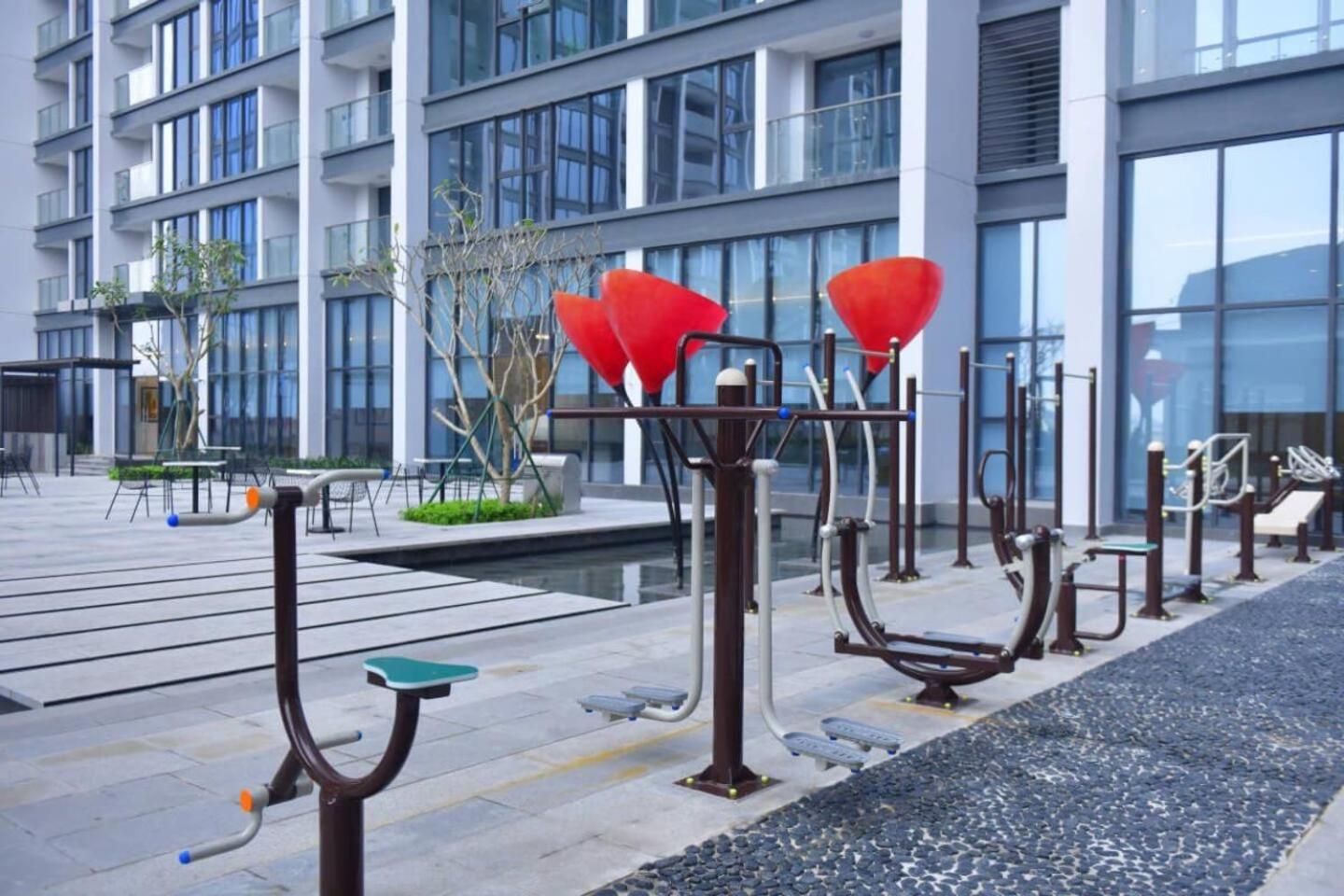 Luxury Apartment In Vinhomes Metropolis Hanoi Exteriör bild