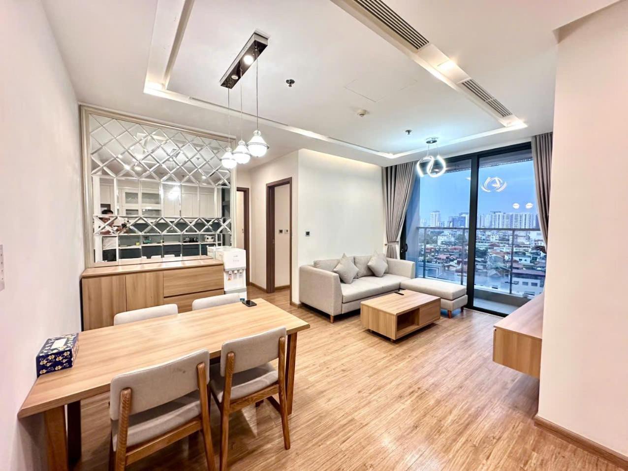 Luxury Apartment In Vinhomes Metropolis Hanoi Exteriör bild