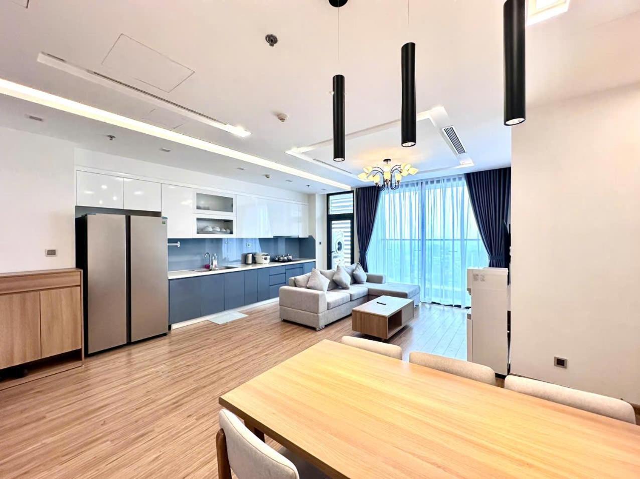 Luxury Apartment In Vinhomes Metropolis Hanoi Exteriör bild